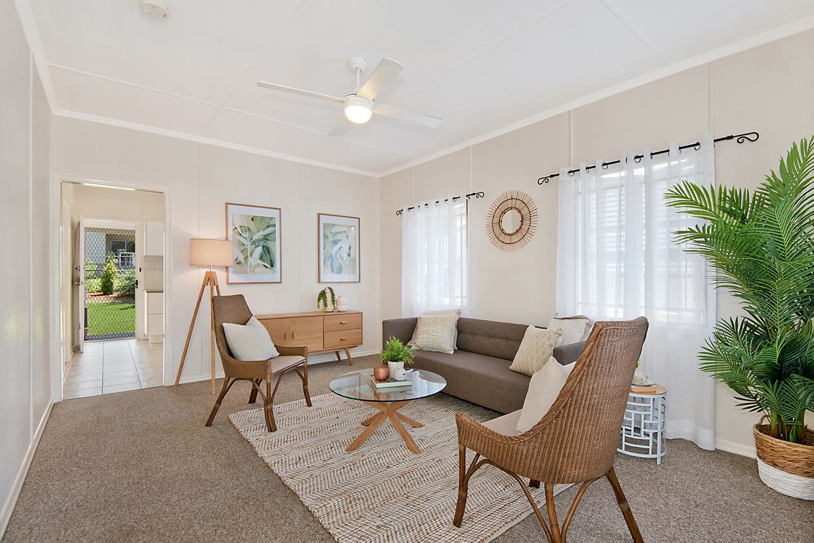 94 Lindwall Street, Upper Mount Gravatt QLD 4122, Upper Mount Gravatt - Thumbnail 2