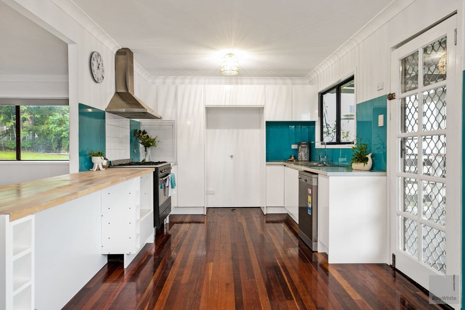 27 School Street, Yeppoon QLD 4703, Yeppoon - Thumbnail 4
