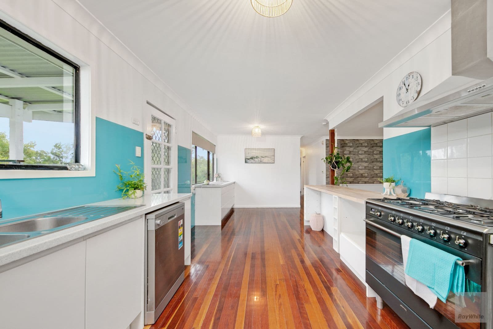 27 School Street, Yeppoon QLD 4703, Yeppoon - Thumbnail 6