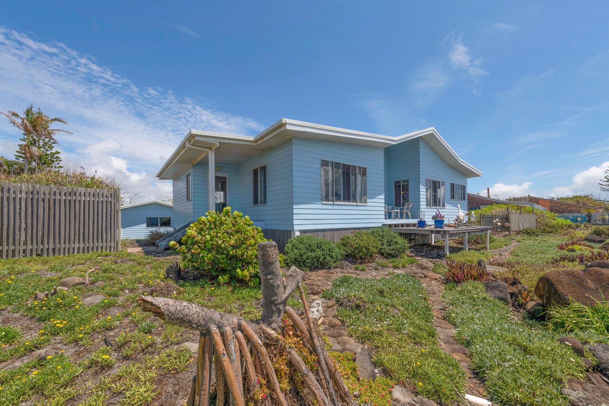 44 Barolin Esplanade, Coral Cove QLD 4670, Coral Cove - Thumbnail 5