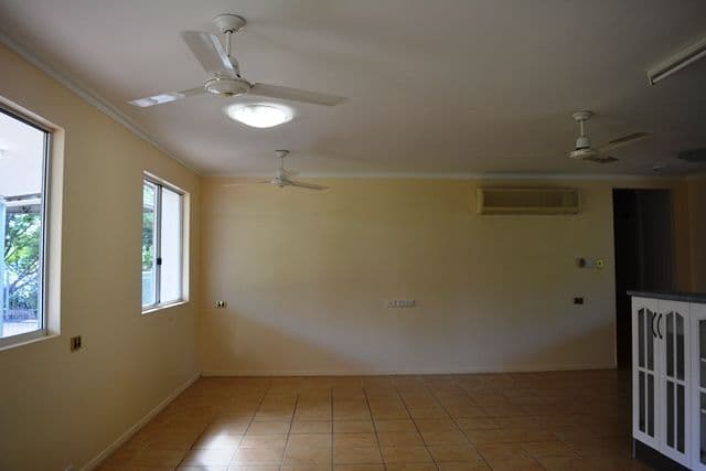 26 Hawthorn Street, Blackall QLD 4472, Blackall - Thumbnail 4