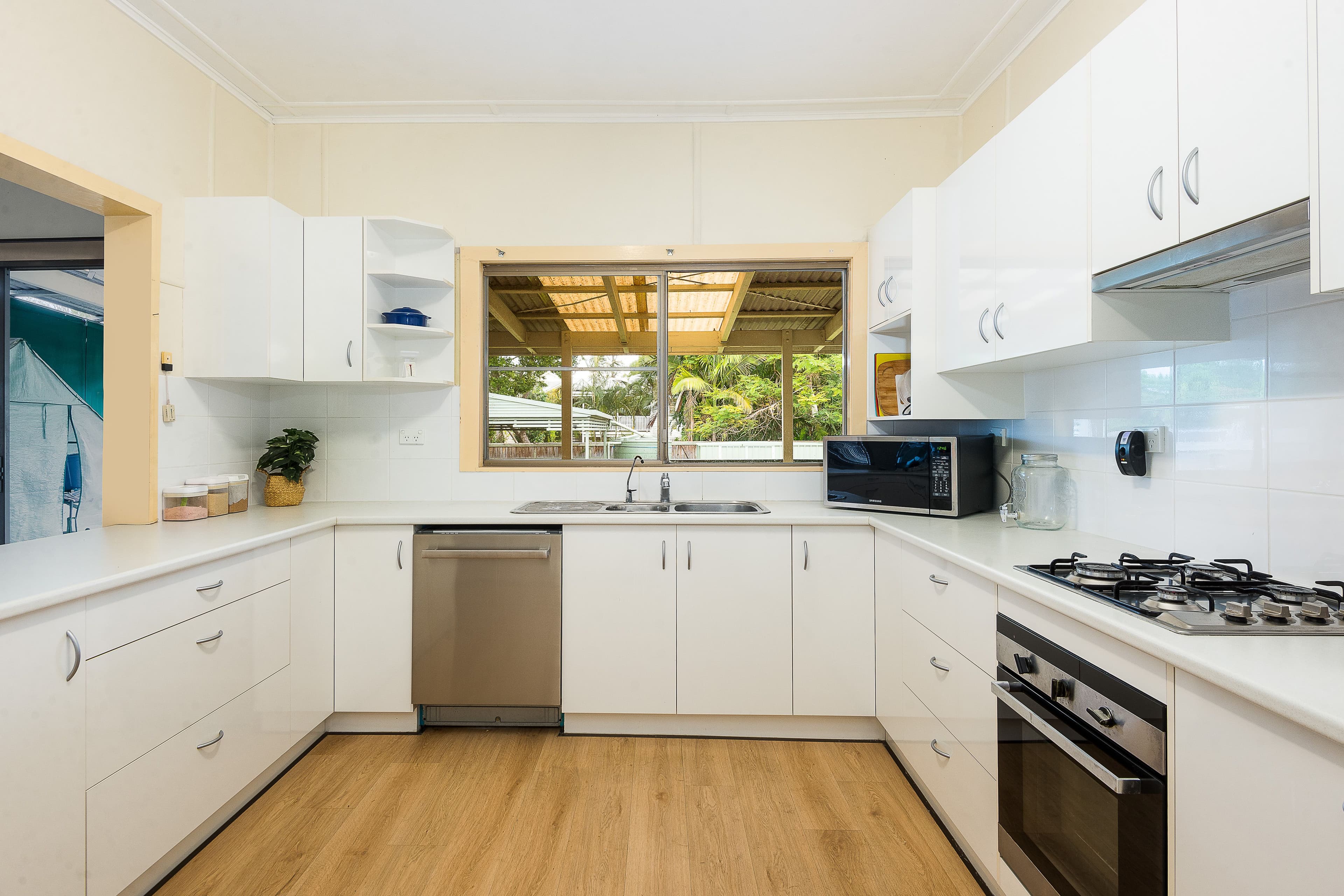 15 Mclean Parade, Ashgrove QLD 4060, Ashgrove - Thumbnail 4