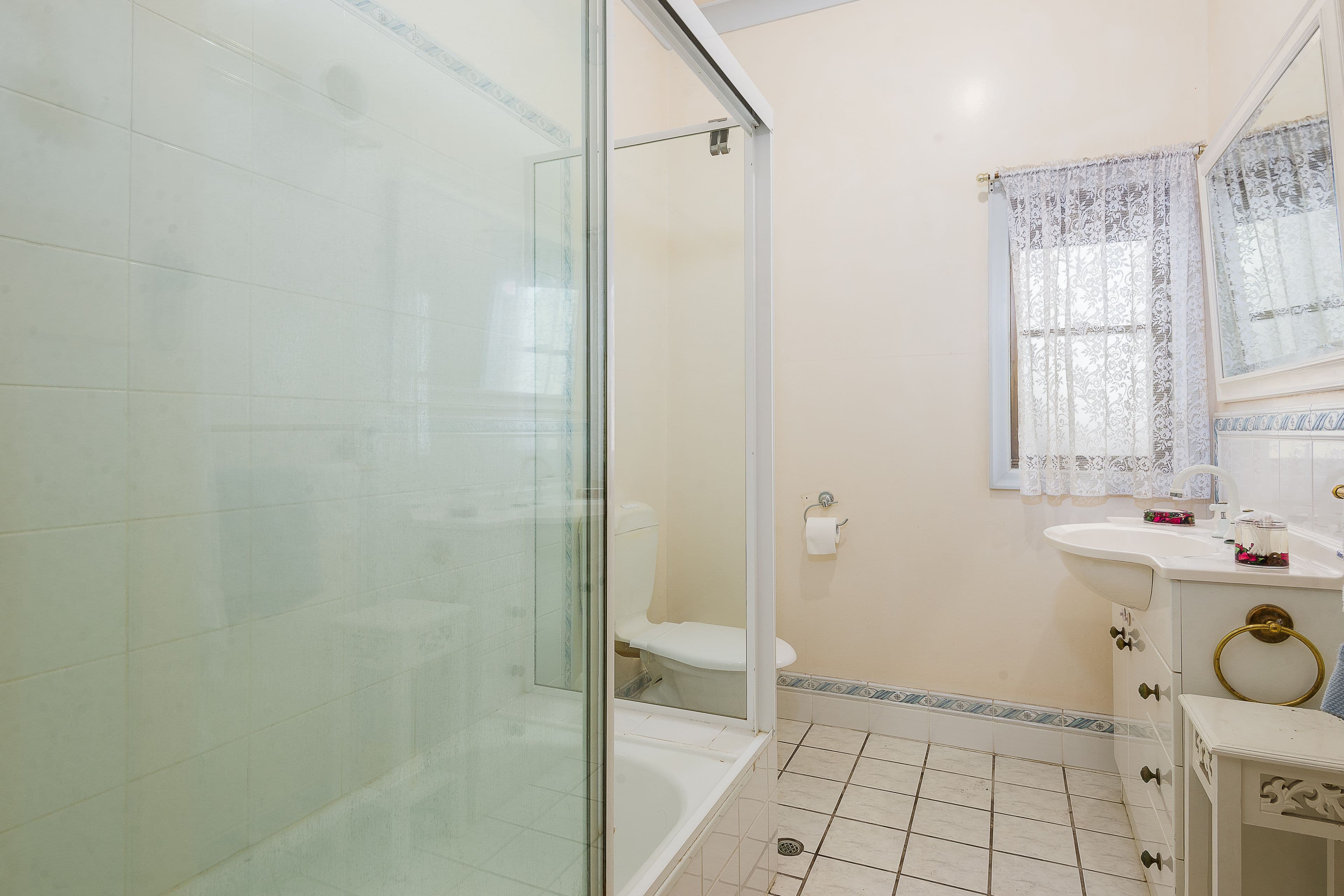 15 Mclean Parade, Ashgrove QLD 4060, Ashgrove - Thumbnail 8