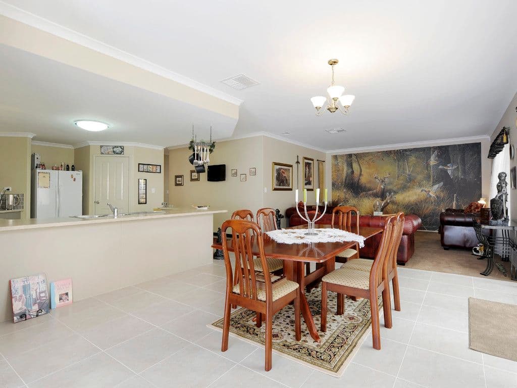 6 Villapark Way, BALDIVIS WA 6171, Baldivis - Thumbnail 2