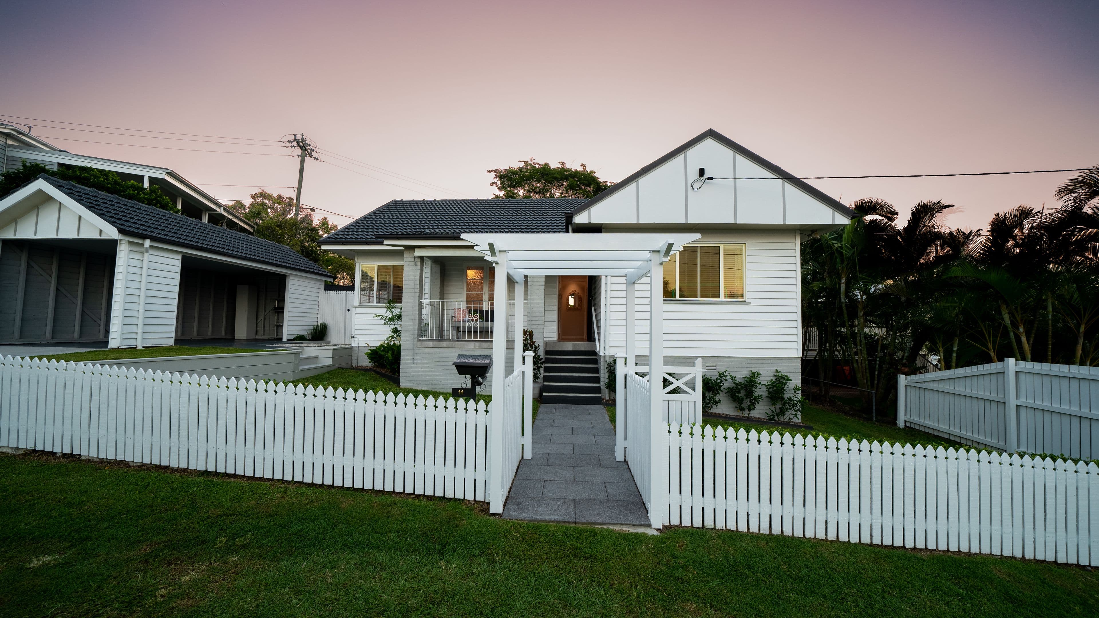 14 Clara Street, Camp Hill QLD 4152, Camp Hill - Image 1
