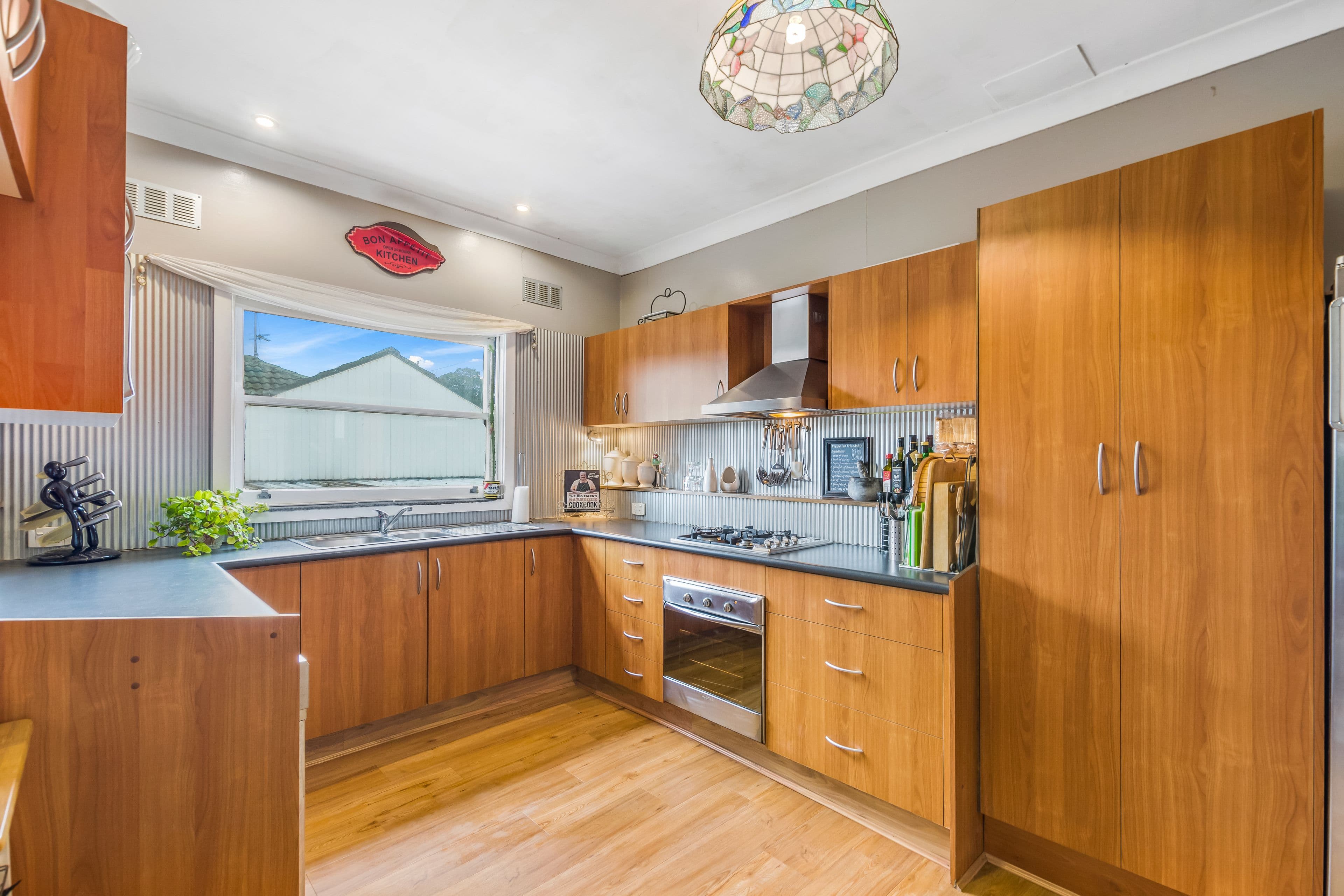 37 Burke Road, Dapto NSW 2530, Dapto - Thumbnail 2