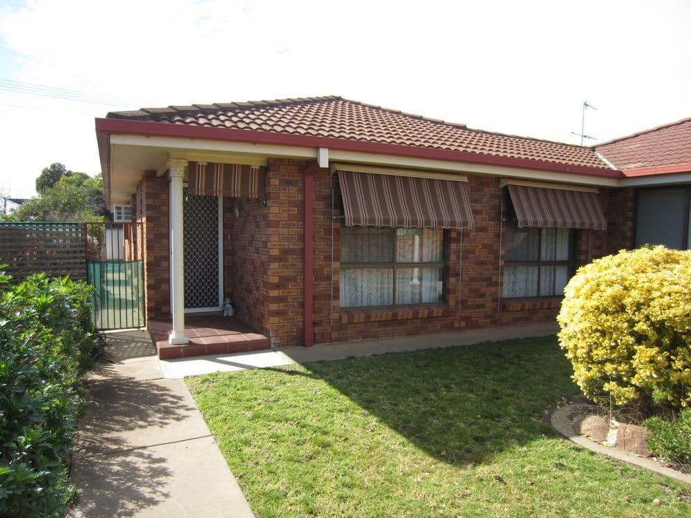 105 Crowley Street, TEMORA NSW 2666, Temora - Image 1