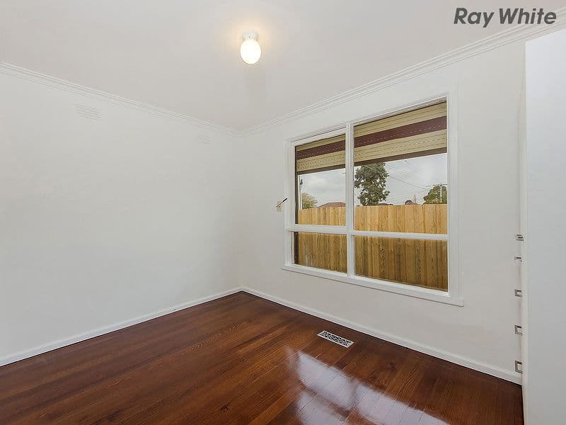 1 McLeod Road, ST ALBANS VIC 3021, St Albans - Thumbnail 7