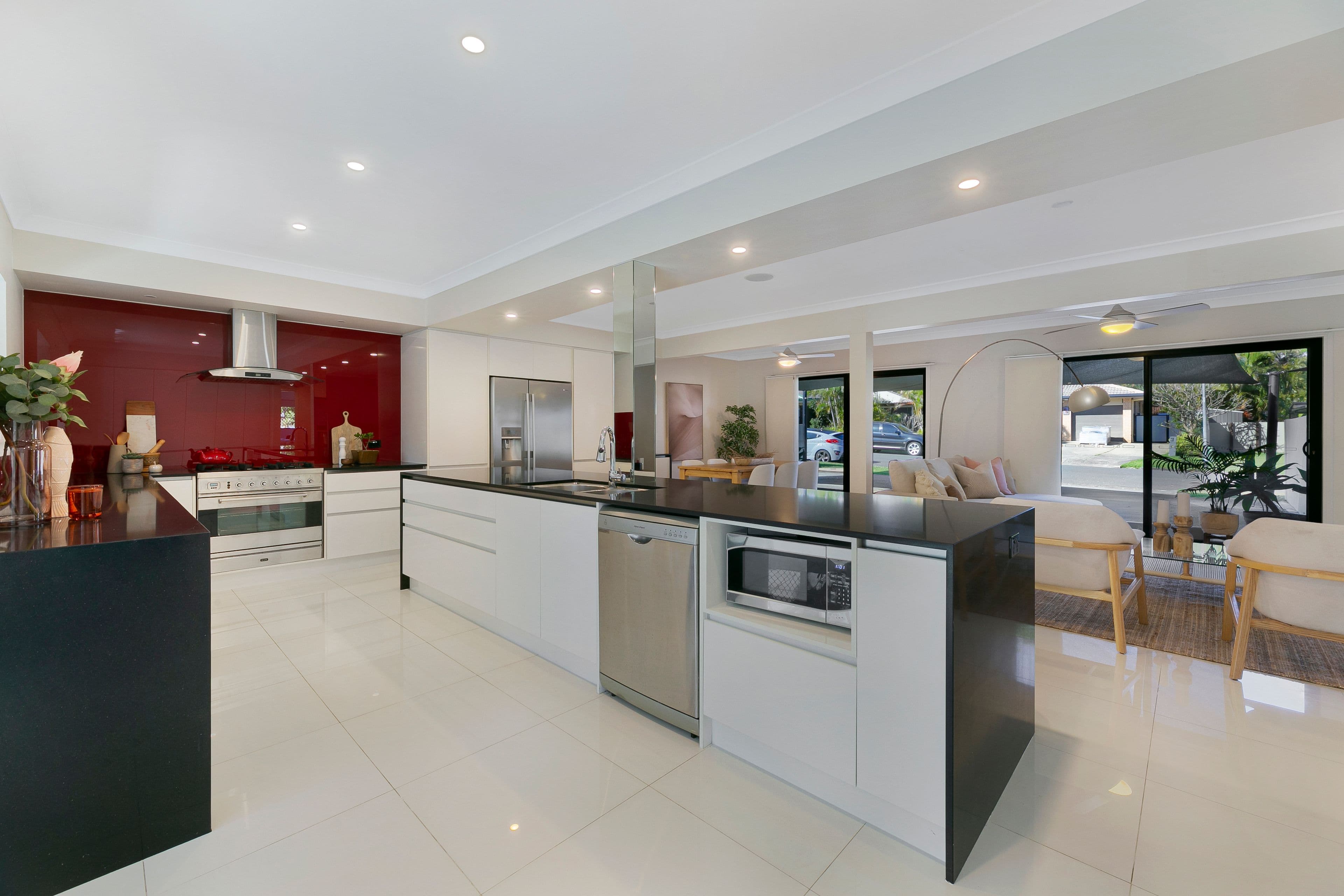51 Collins Crescent, Benowa QLD 4217, Benowa - Thumbnail 8