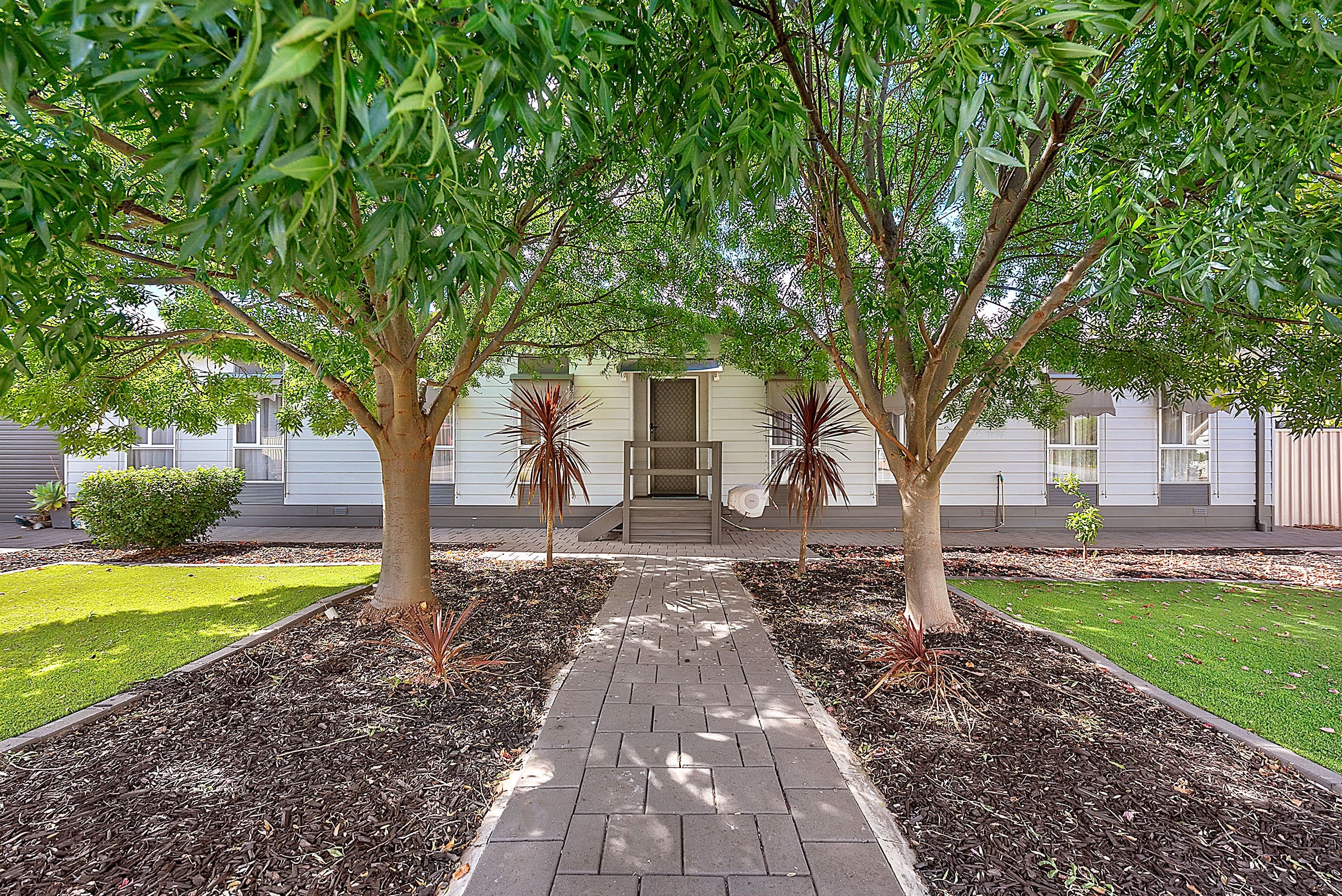 25 Cairns Crescent, Riverton SA 5412, Riverton - Thumbnail 2