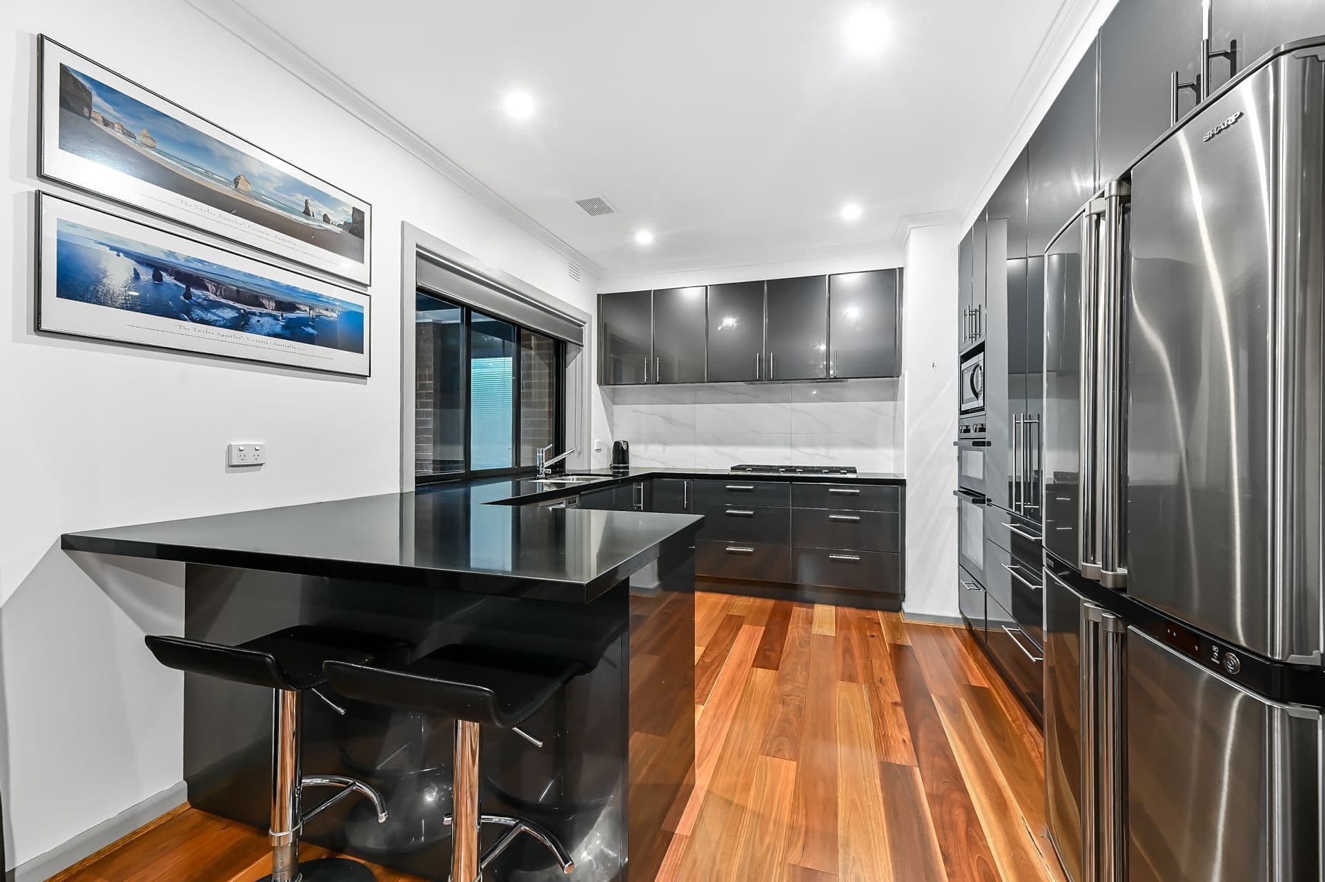3 Edinburgh Avenue, Glen Waverley VIC 3150, Glen Waverley - Thumbnail 5