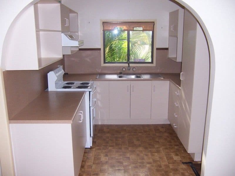 9 Davidson Street, YEPPOON QLD 4703, Yeppoon - Thumbnail 2
