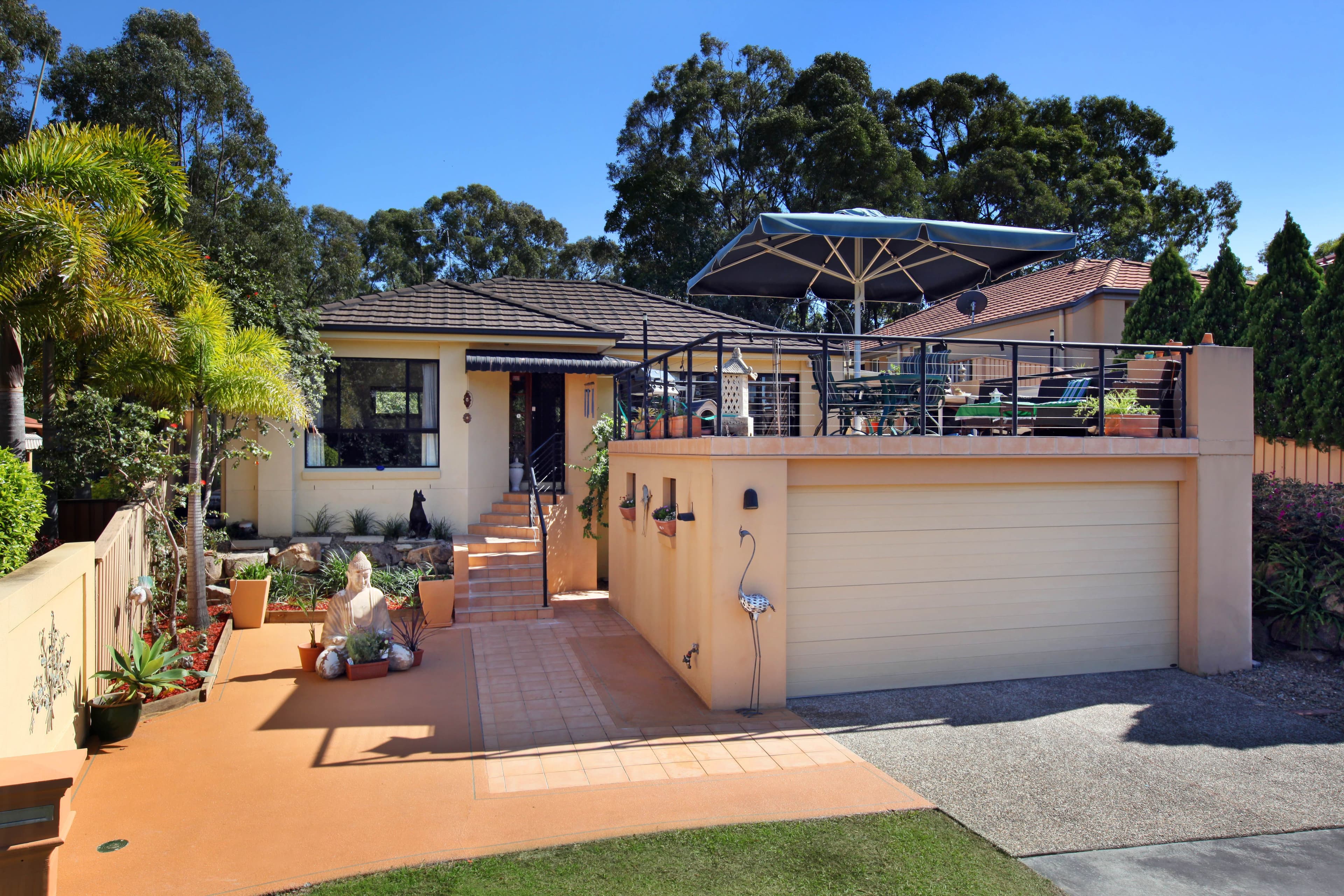 9 Sarah Place, Ashmore QLD 4214, Ashmore - Image 1