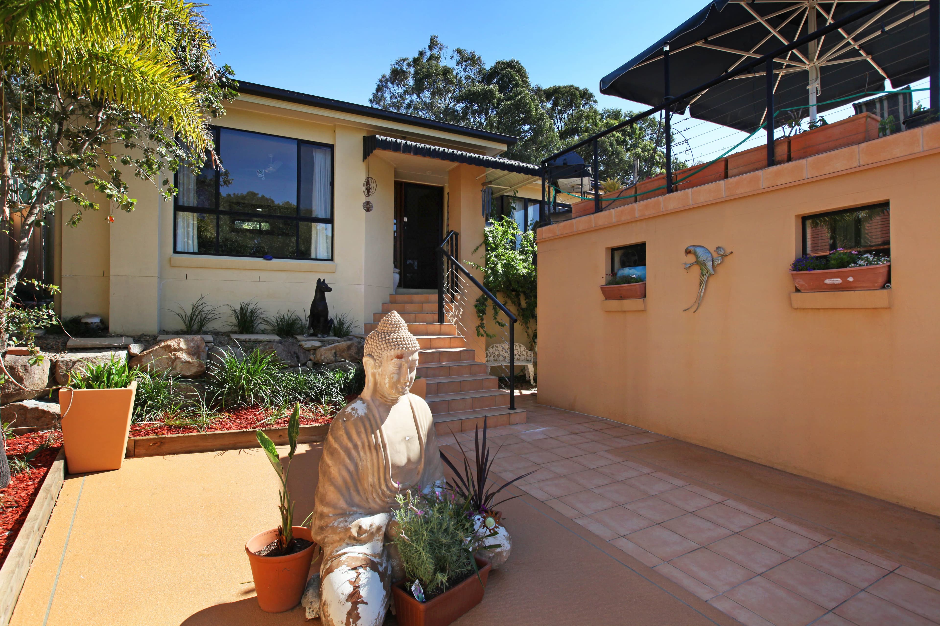 9 Sarah Place, Ashmore QLD 4214, Ashmore - Thumbnail 2