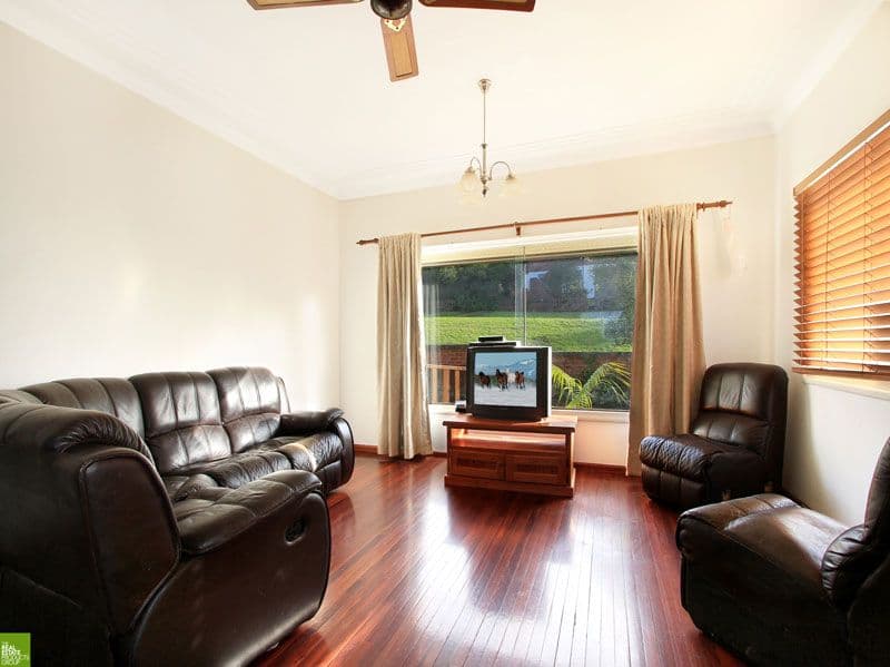 13 Figtree Crescent, Figtree NSW 2525, Figtree - Thumbnail 3