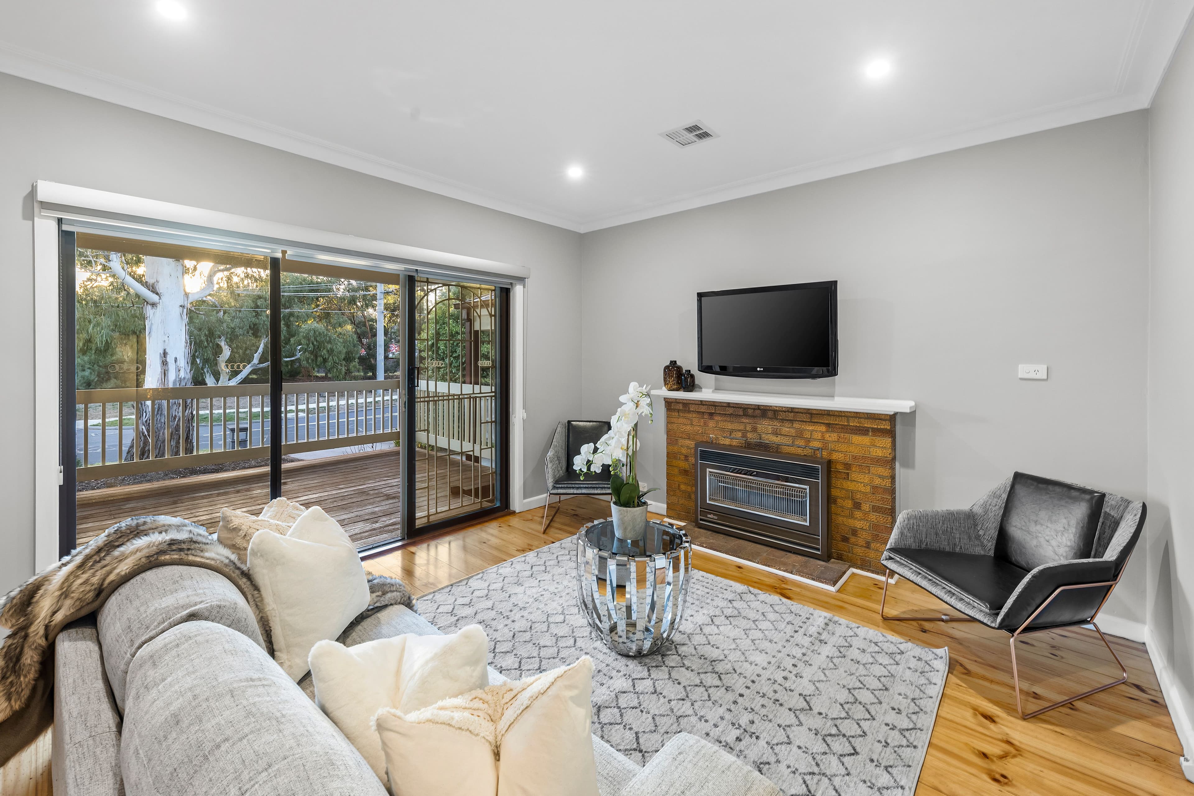 30 Lindsay Street, Macleod VIC 3085, Macleod - Thumbnail 2