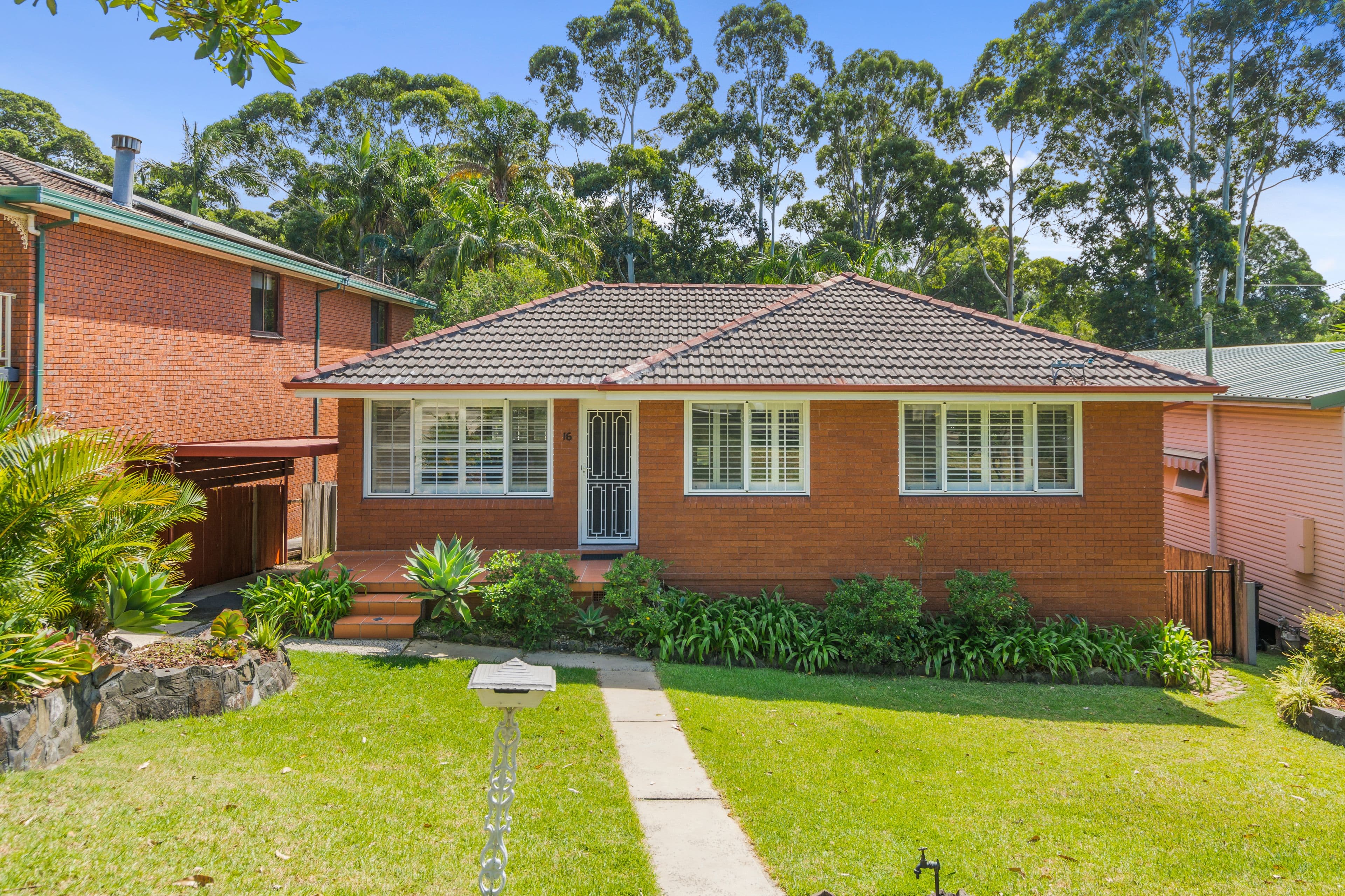 16 Lyndon Street, Corrimal - Image 1