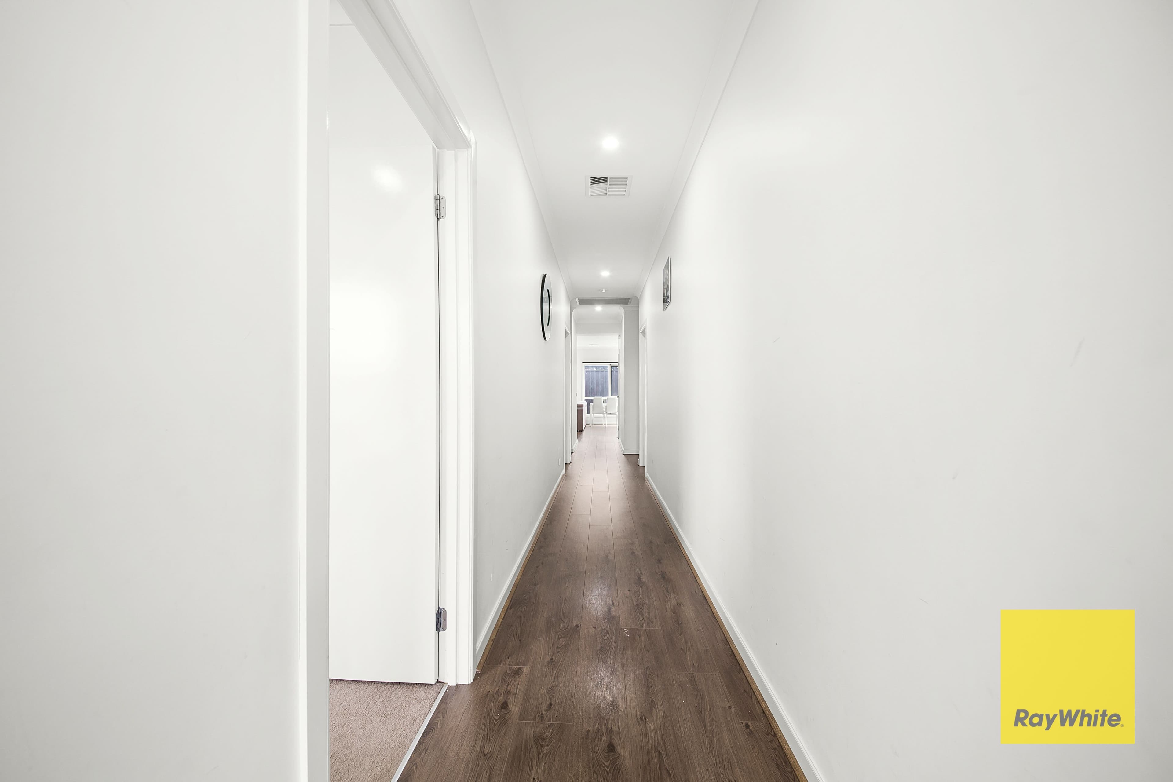 28 Ceremony Drive, Tarneit VIC 3029, Tarneit - Thumbnail 3