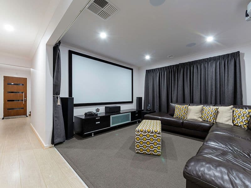 144 Hummingbird Boulevard, Tarneit VIC 3029, Tarneit - Thumbnail 4