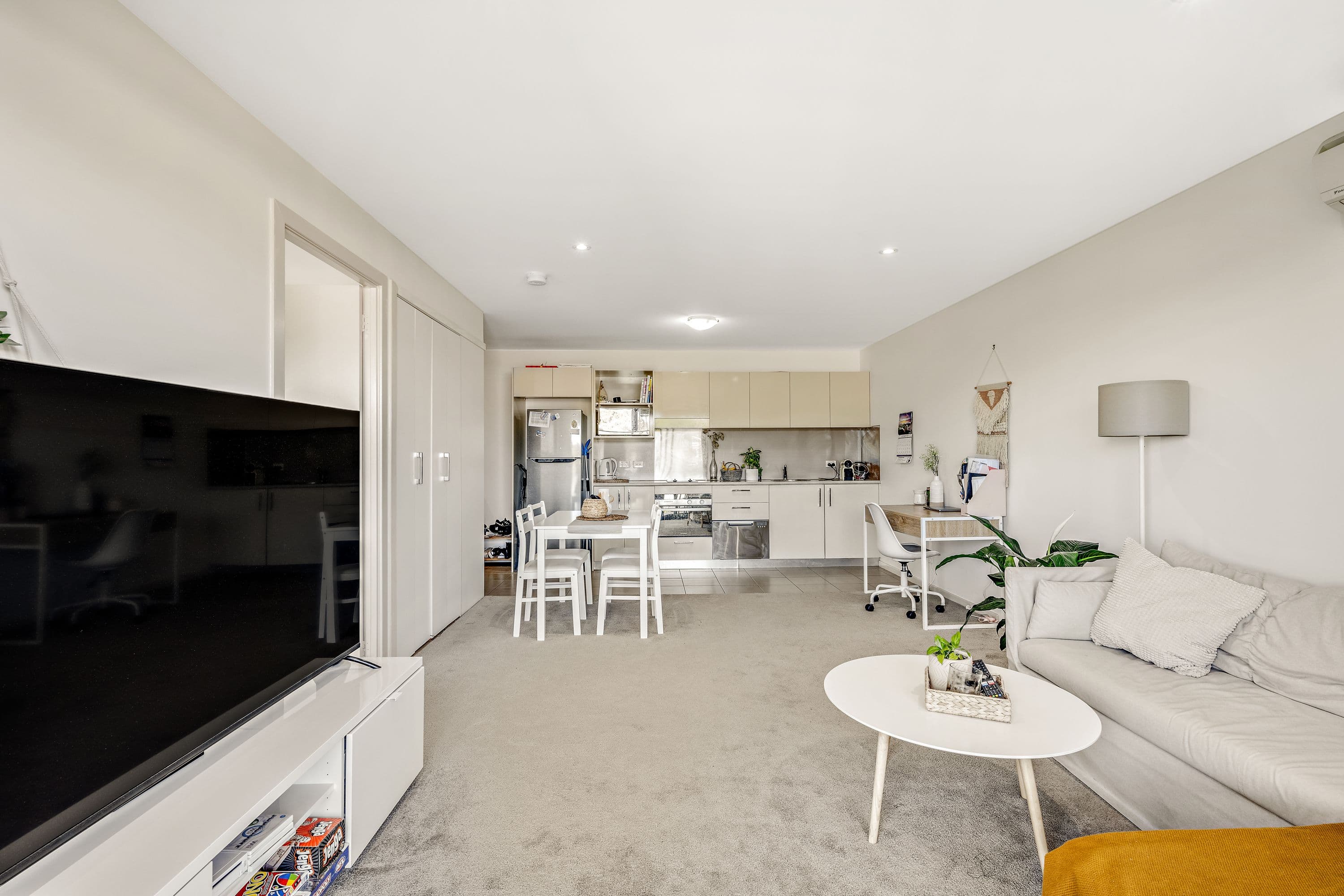 15 Braybrooke Street, Bruce ACT 2617, Bruce - Thumbnail 2