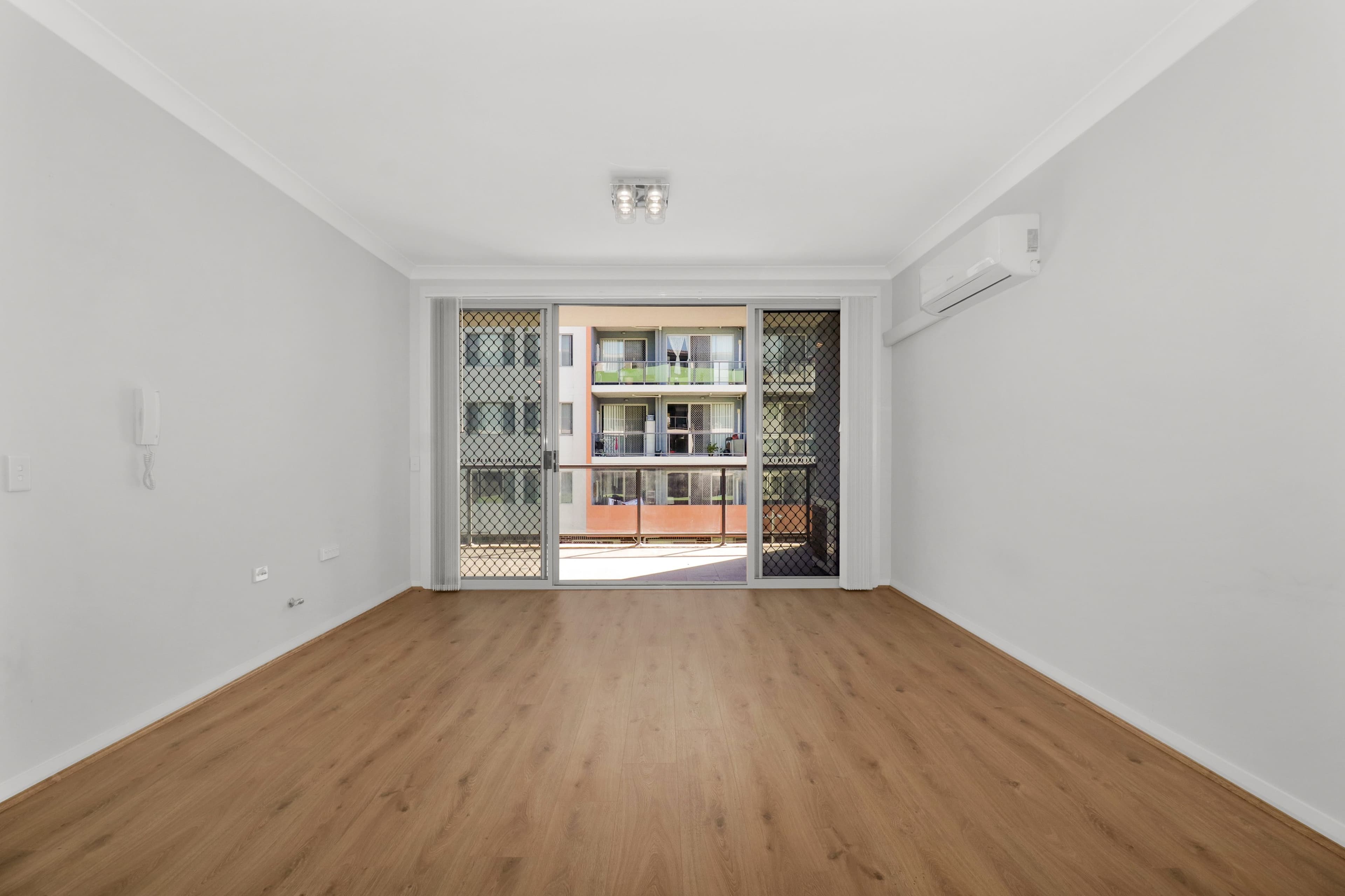8D Myrtle Street, Prospect NSW 2148, Prospect - Thumbnail 5