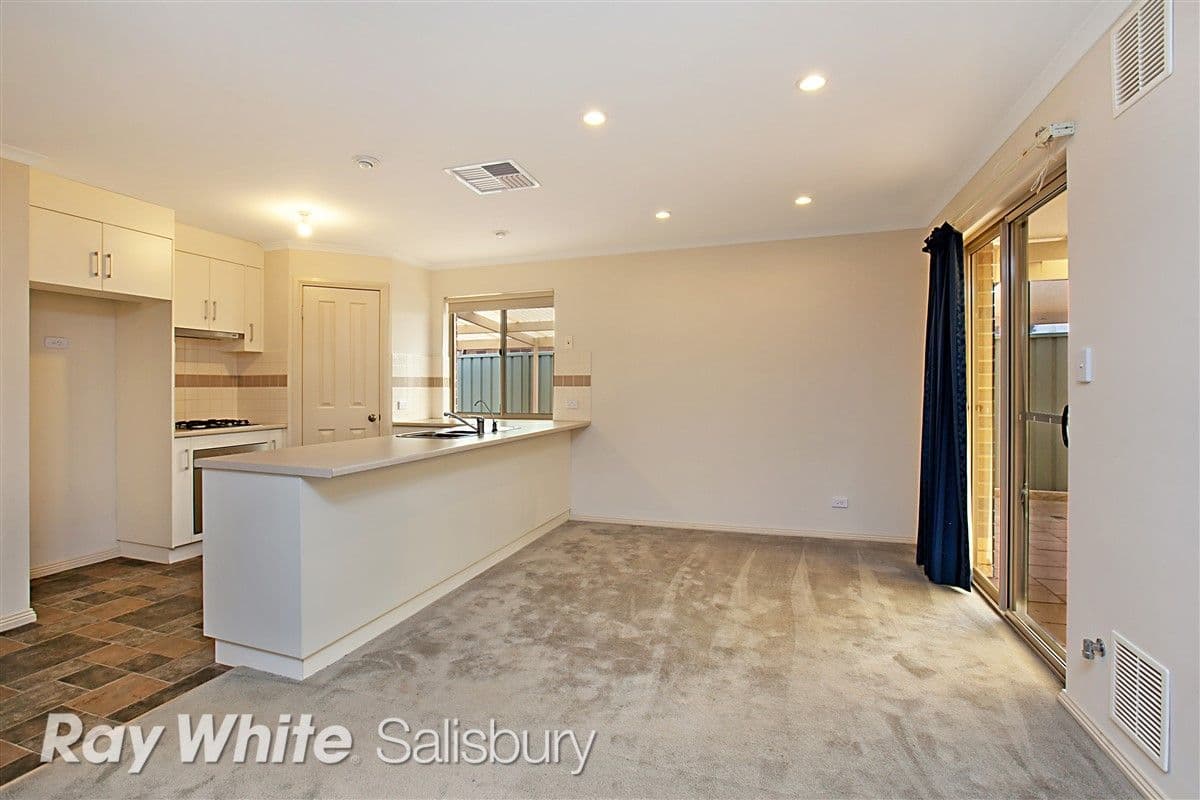 5 Oxford Court, Elizabeth Park SA 5113, Elizabeth Park - Thumbnail 3