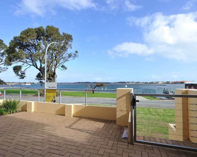 10 Winjan Place, DUDLEY PARK WA 6210, Dudley Park - Thumbnail 4