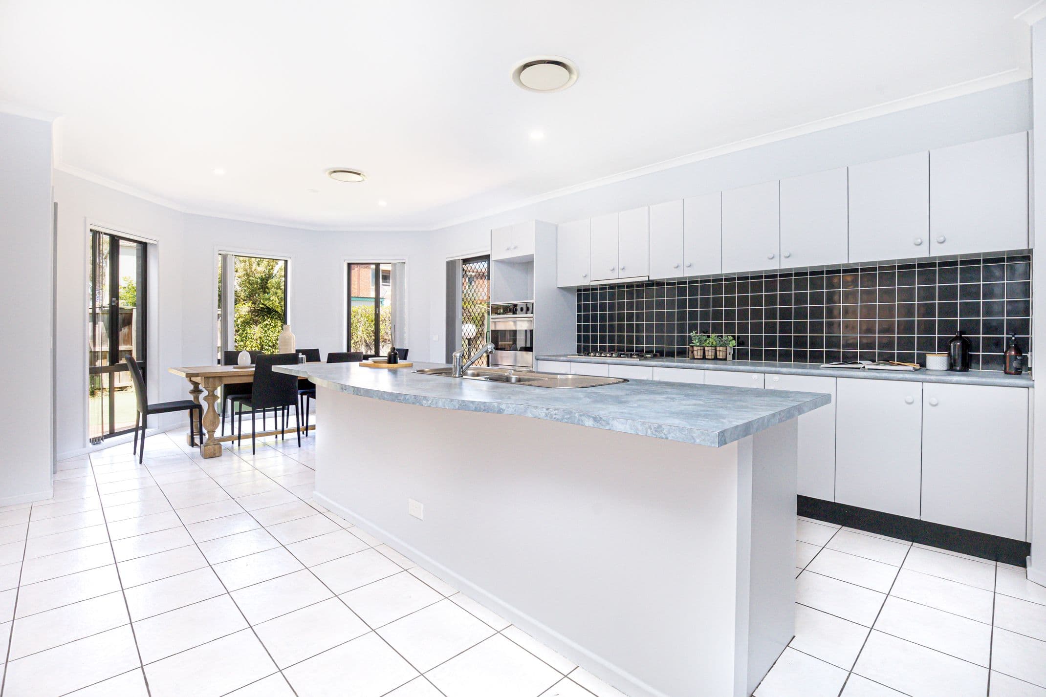137 Dalmeny Drive, Prestons NSW 2170, Prestons - Thumbnail 4