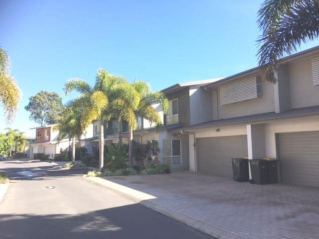 71 Elizabeth Street, Urangan QLD 4655, Urangan - Thumbnail 3