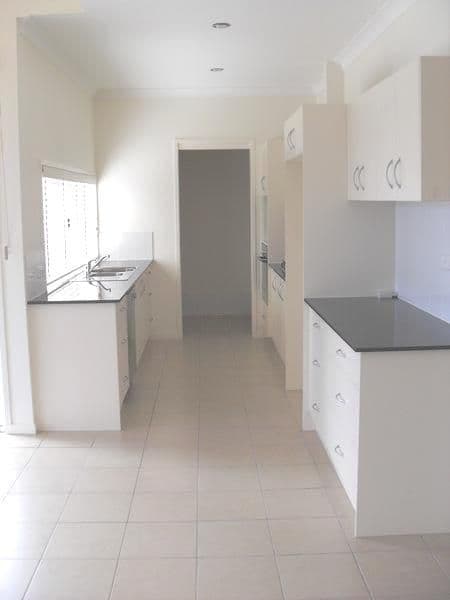 71 Elizabeth Street, Urangan QLD 4655, Urangan - Thumbnail 7