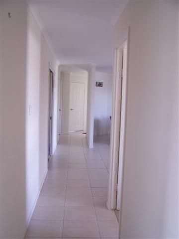 121 Emmadale Drive, GLADSTONE QLD 4680, Gladstone - Thumbnail 5