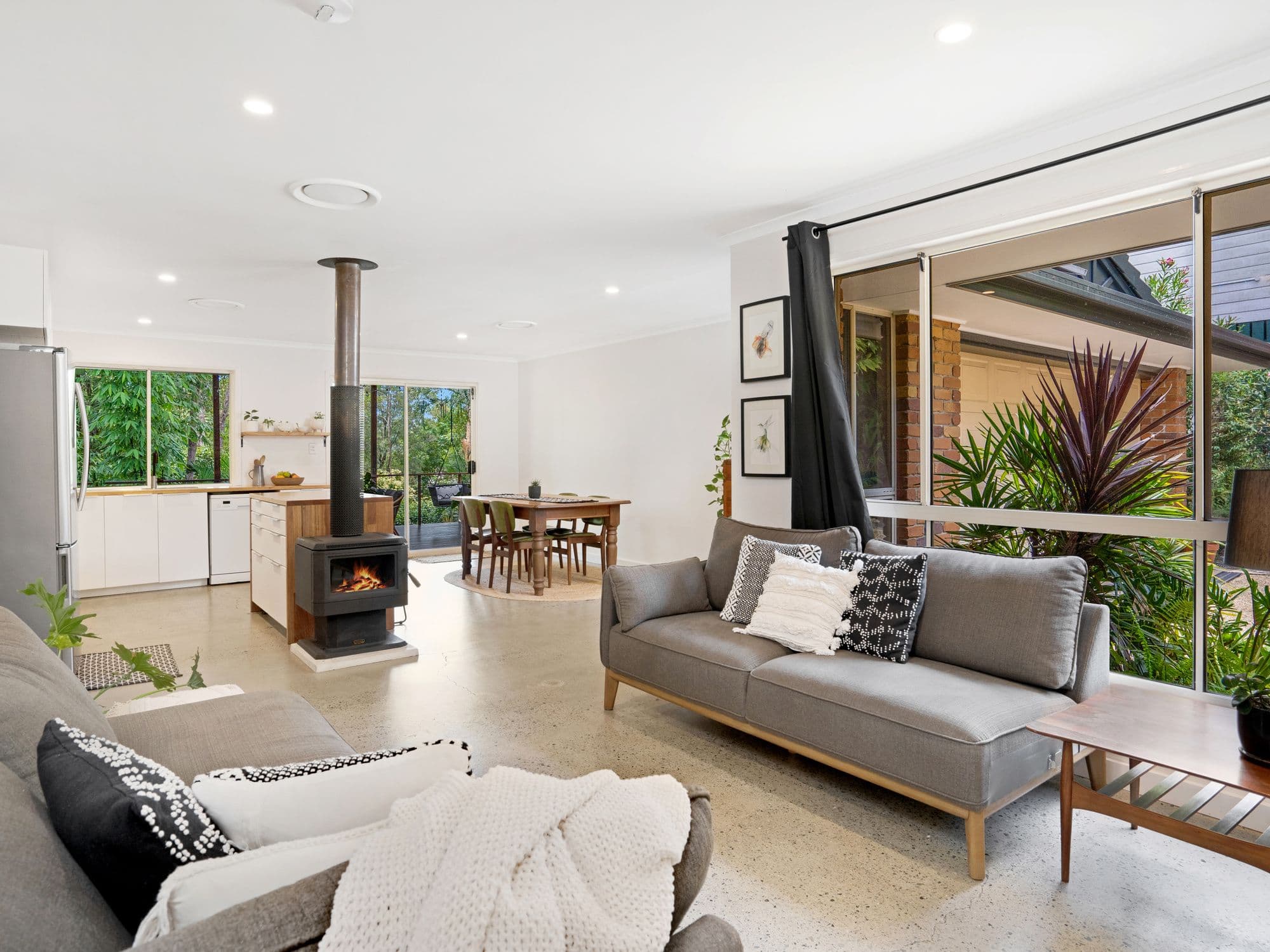 9 Swagman Court, Mudgeeraba QLD 4213, Mudgeeraba - Thumbnail 3