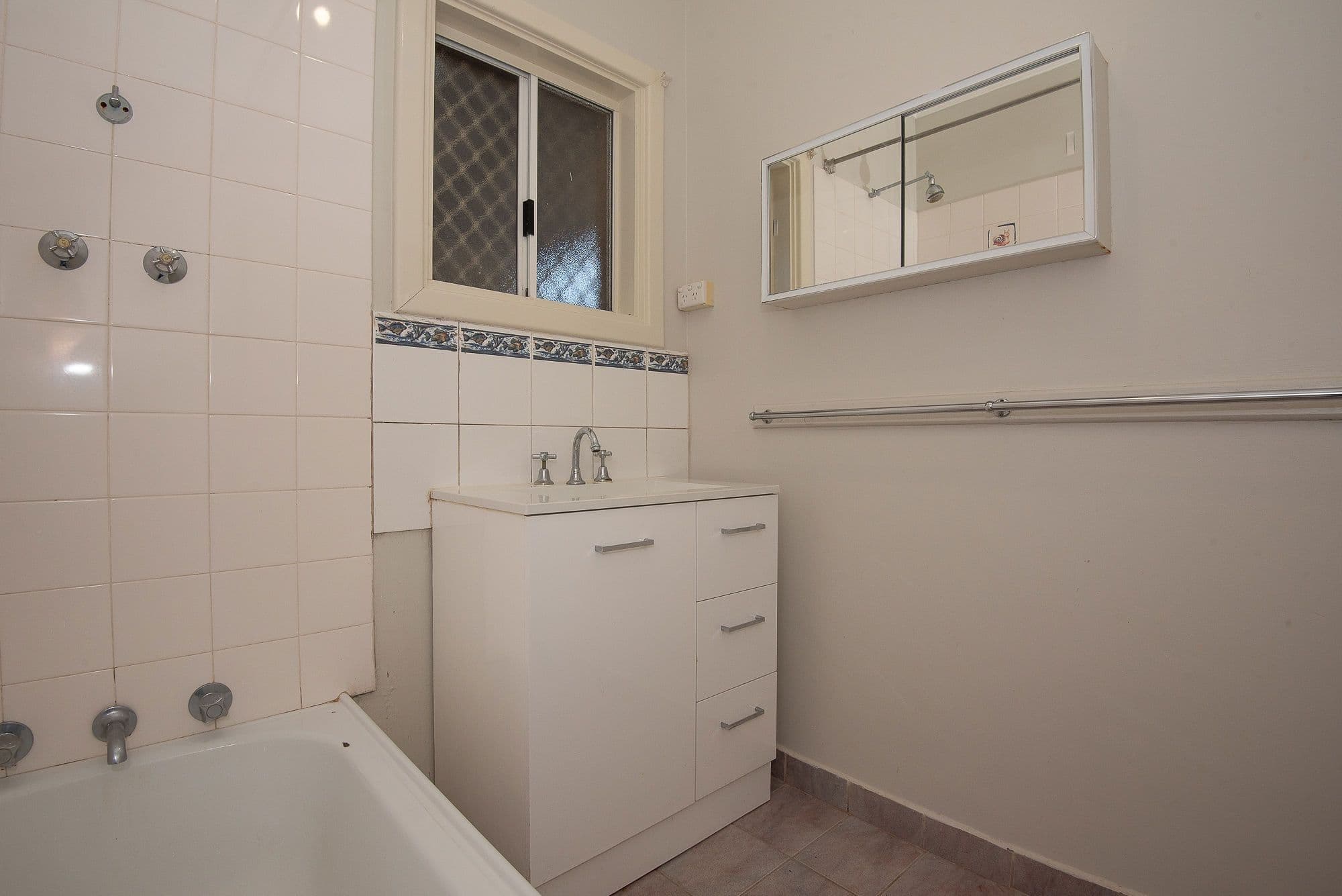 4 White Street, Whyalla Stuart SA 5608, Whyalla Stuart - Thumbnail 6