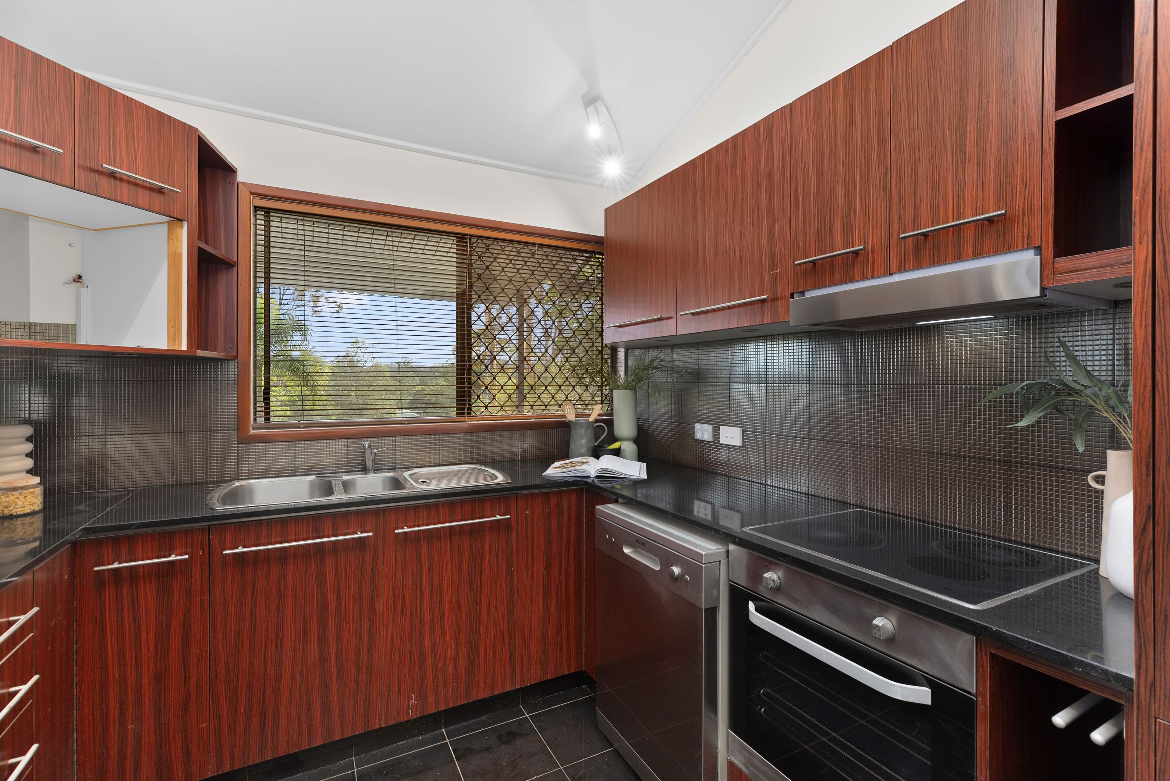 225 Bunya Road, Arana Hills QLD 4054, Arana Hills - Thumbnail 5