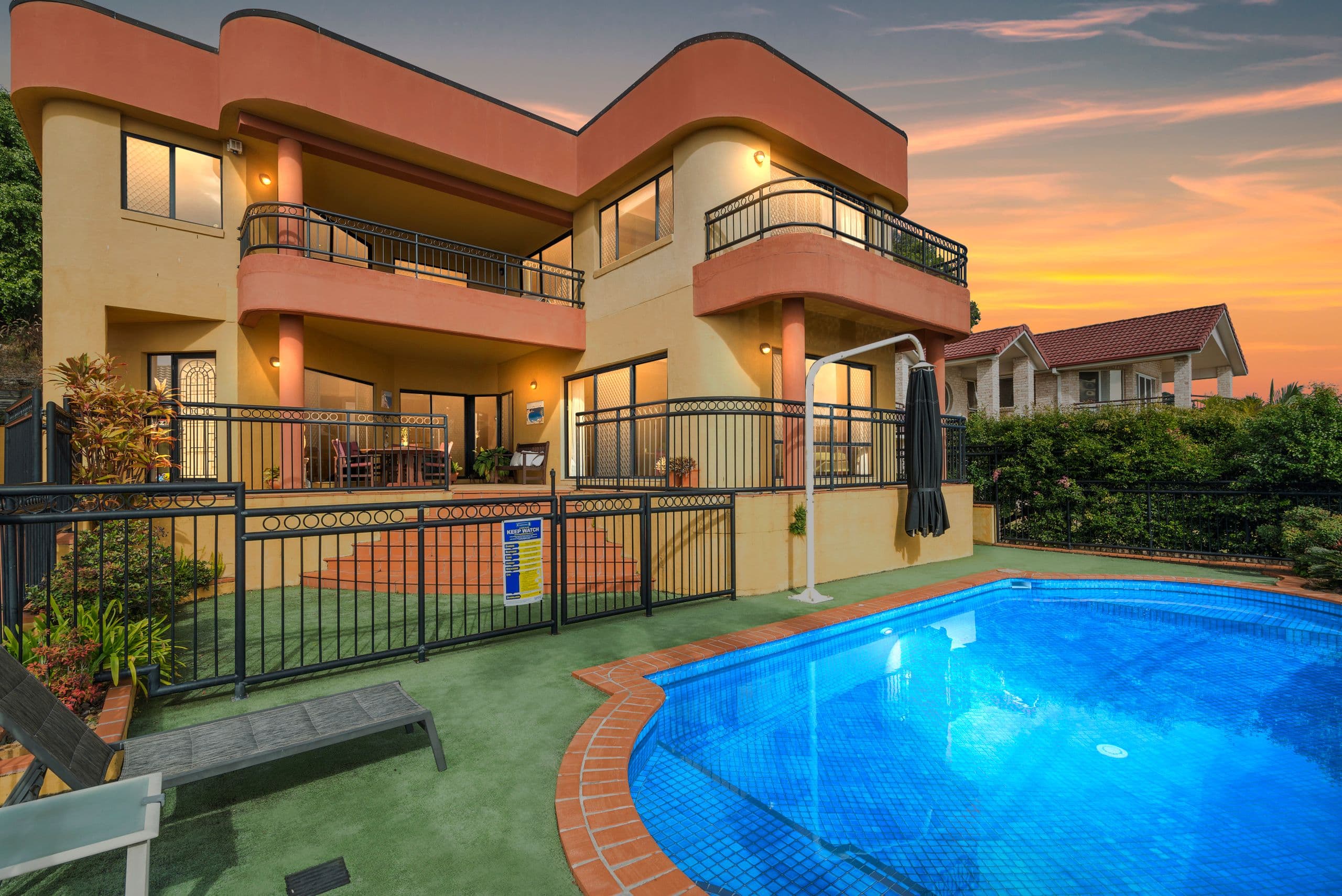 11 Kinross Close, Banora Point - Image 1