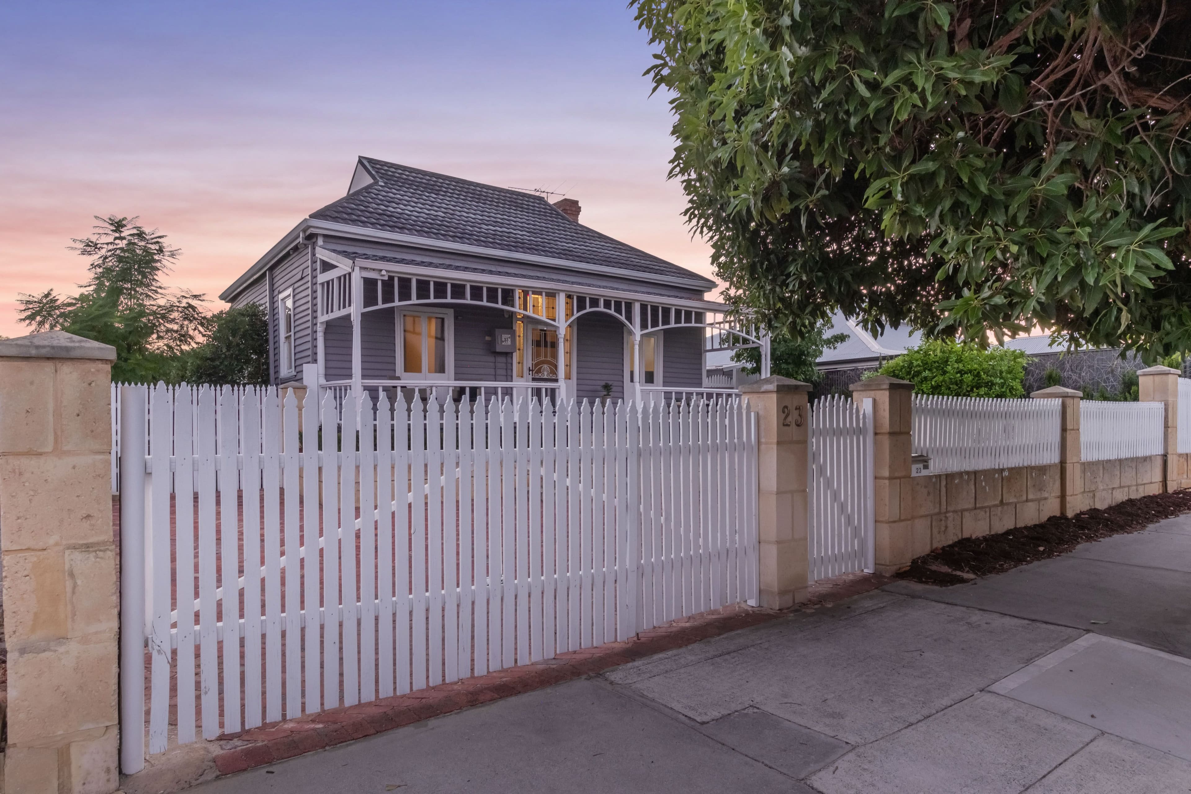 23 Whatley Crescent, Bayswater WA 6053, Bayswater - Thumbnail 2