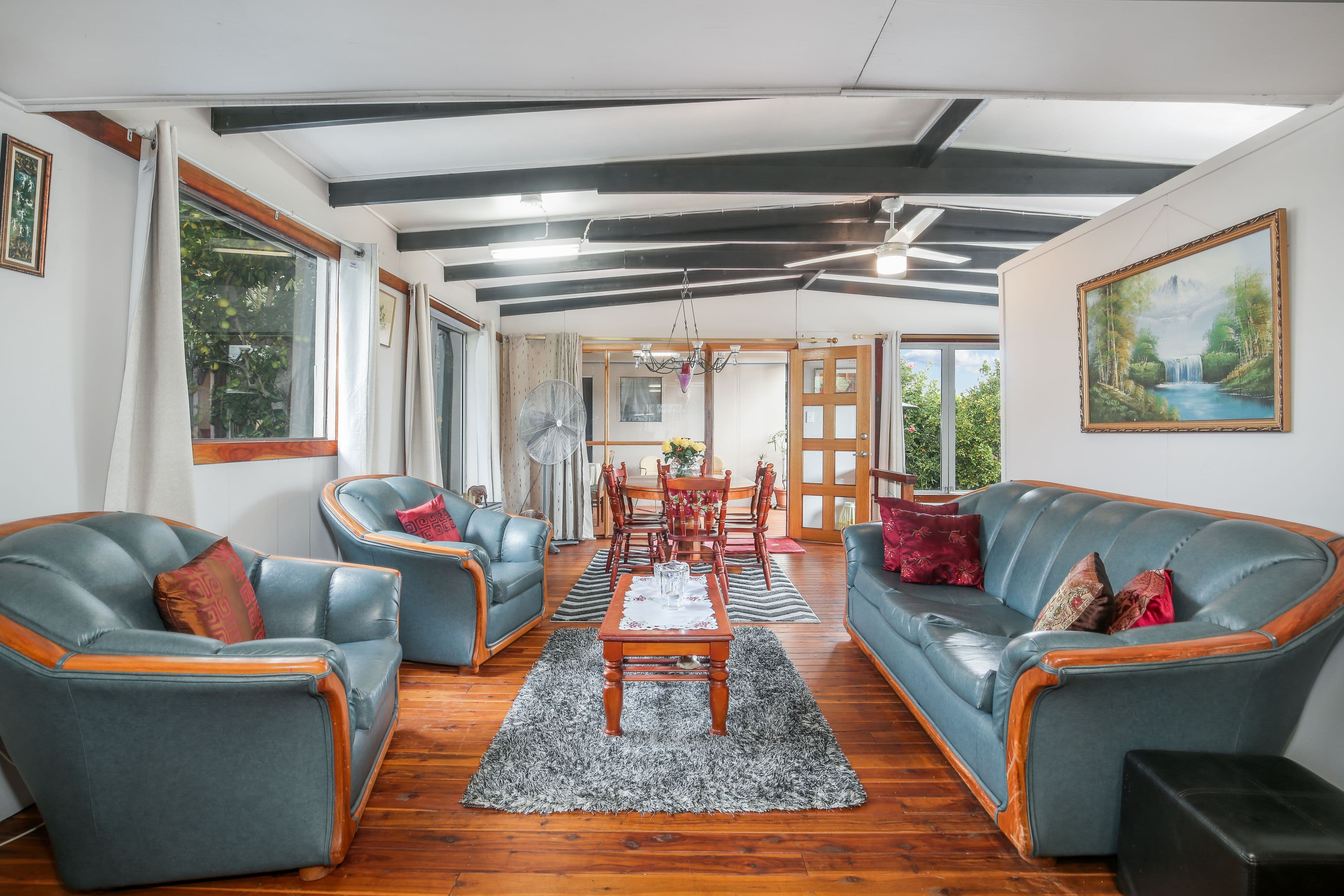 70 Gibbon Road, Winston Hills - Thumbnail 3