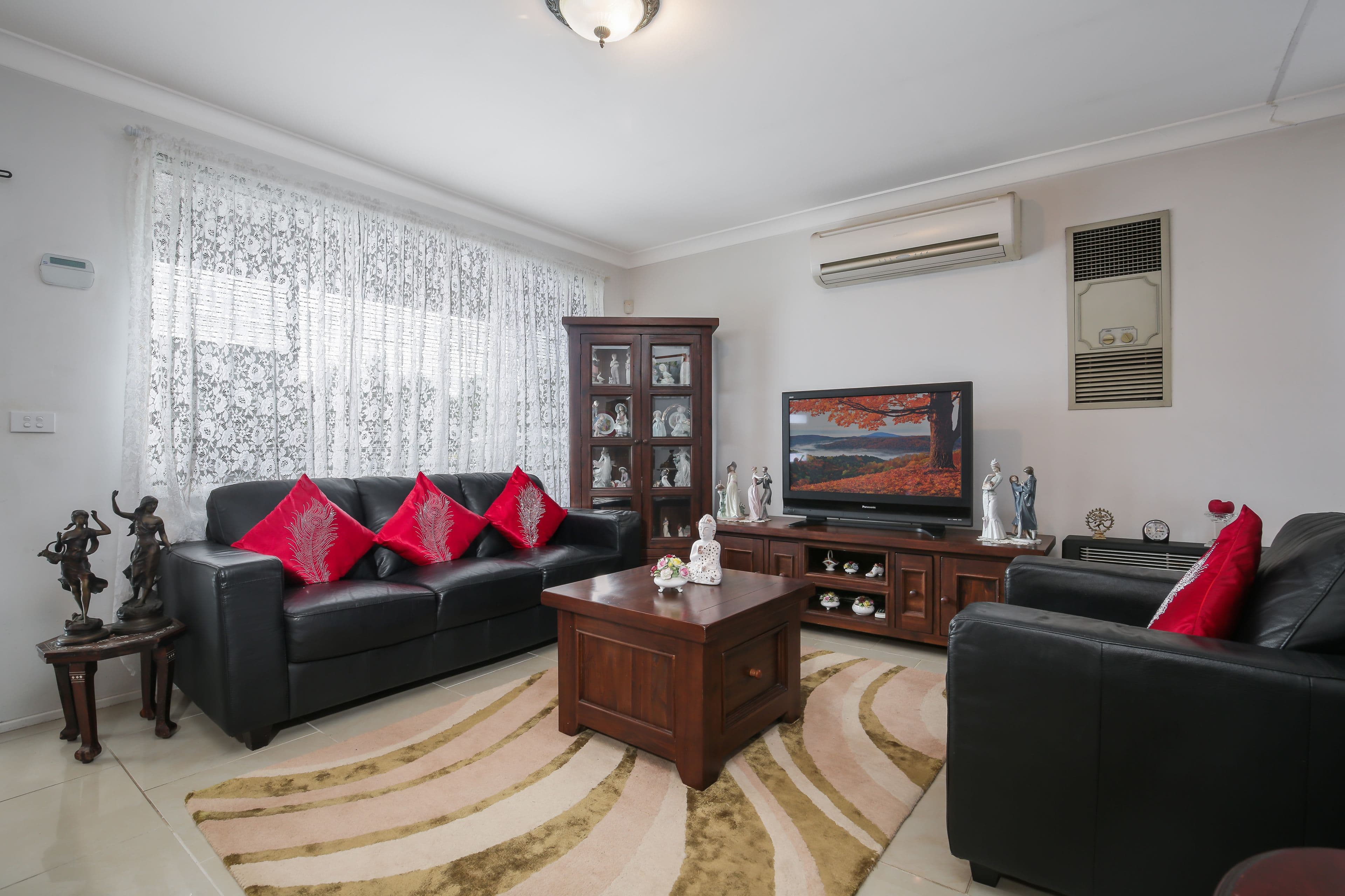 70 Gibbon Road, Winston Hills - Thumbnail 5