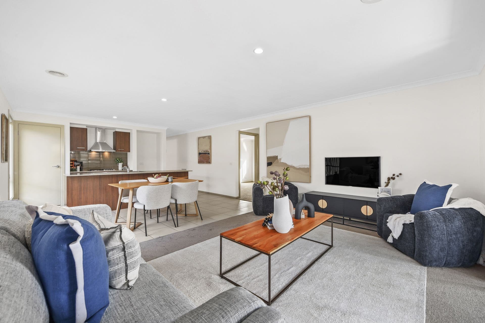 29 Morphetville Street, Clyde North VIC 3978, Clyde North - Thumbnail 4