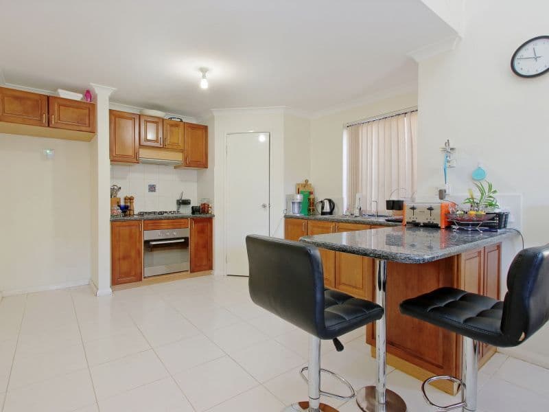 27 Andrews Street, Geelong West, Geelong West - Thumbnail 4
