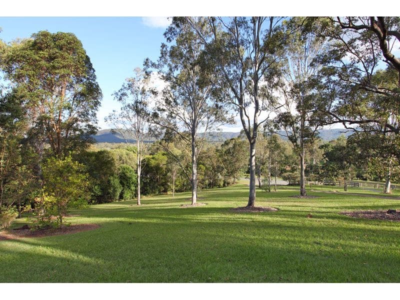 24 Vera Court, SAMFORD VALLEY QLD 4520, Samford Valley - Thumbnail 5