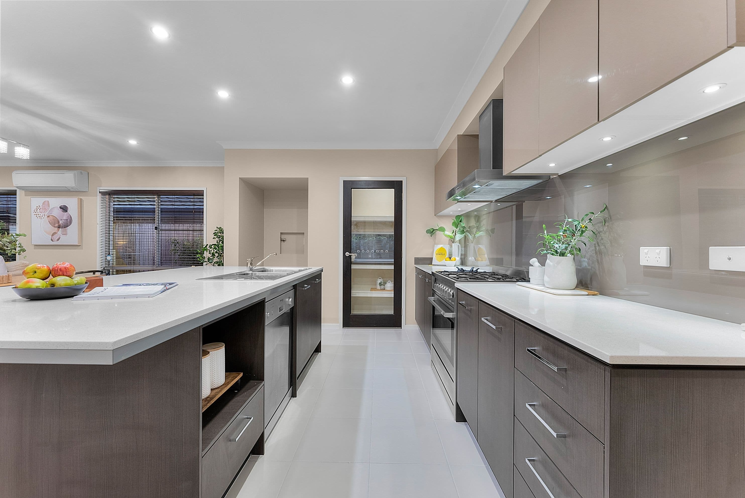 37 Wallarah Parade, North Lakes QLD 4509, North Lakes - Thumbnail 4