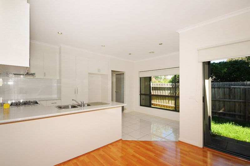 38 Rosemary Crescent, Frankston North VIC 3200, Frankston North - Thumbnail 6