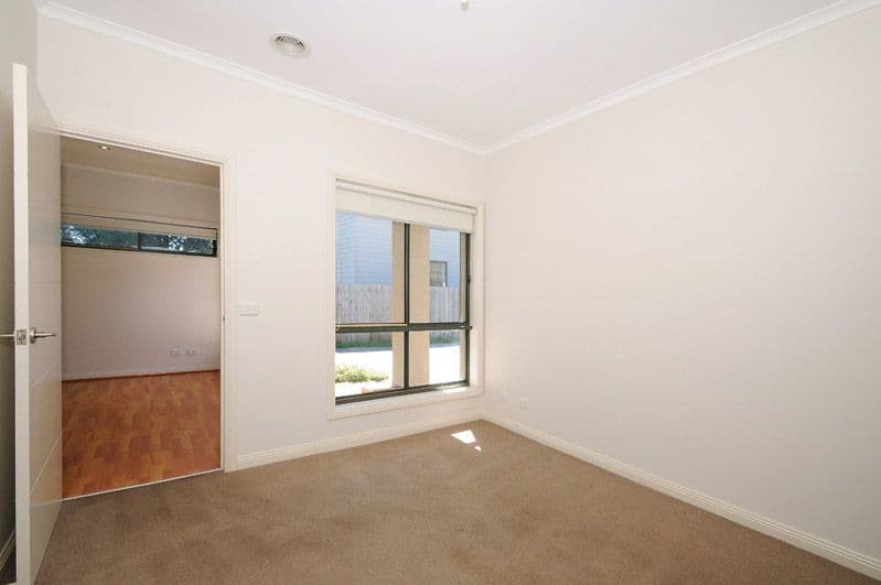 38 Rosemary Crescent, Frankston North VIC 3200, Frankston North - Thumbnail 7