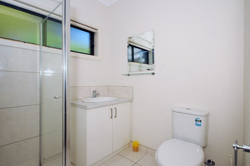 38 Rosemary Crescent, Frankston North VIC 3200, Frankston North - Thumbnail 8