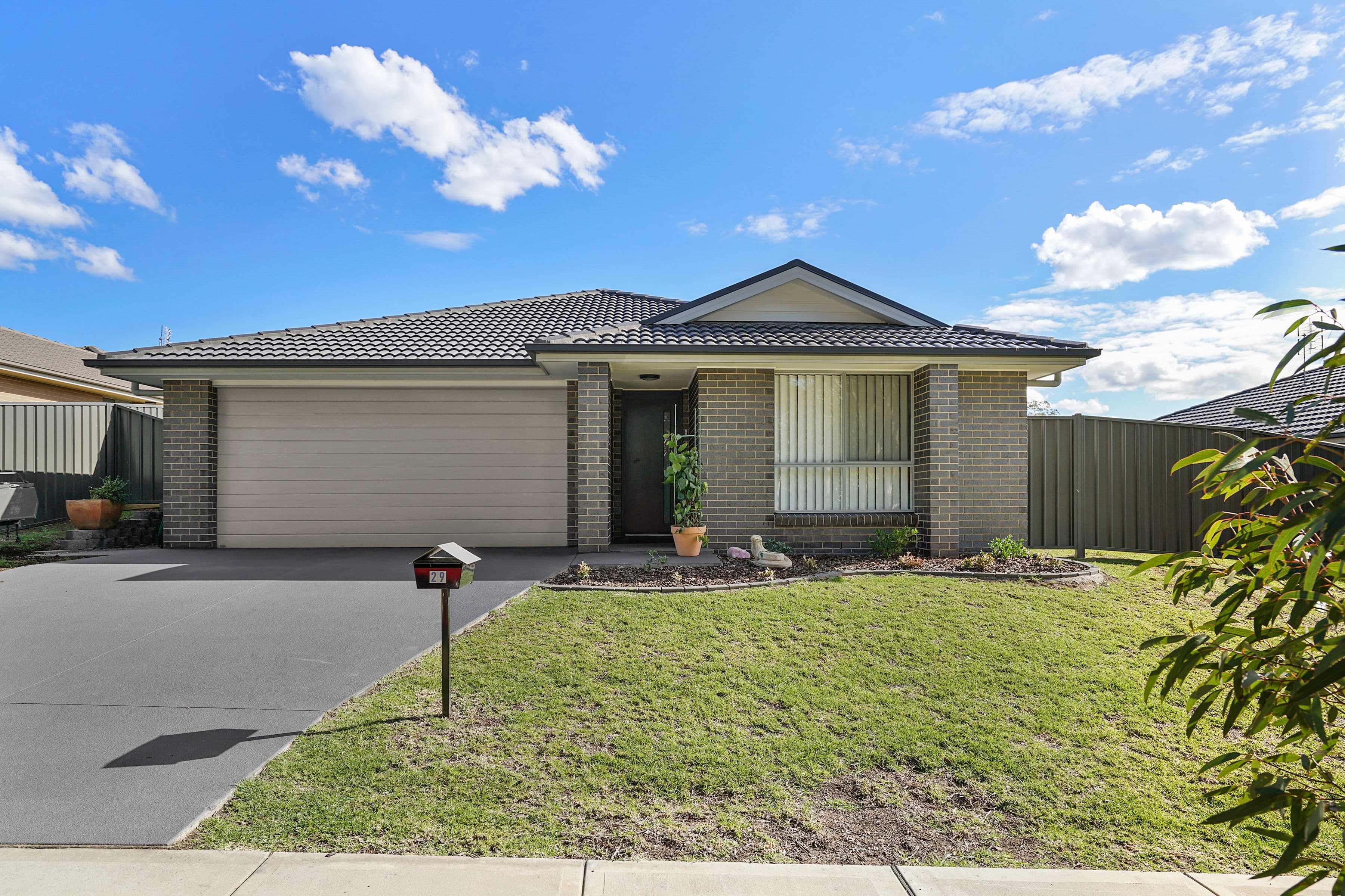 29 Chifley Road, Morisset Park - Image 1