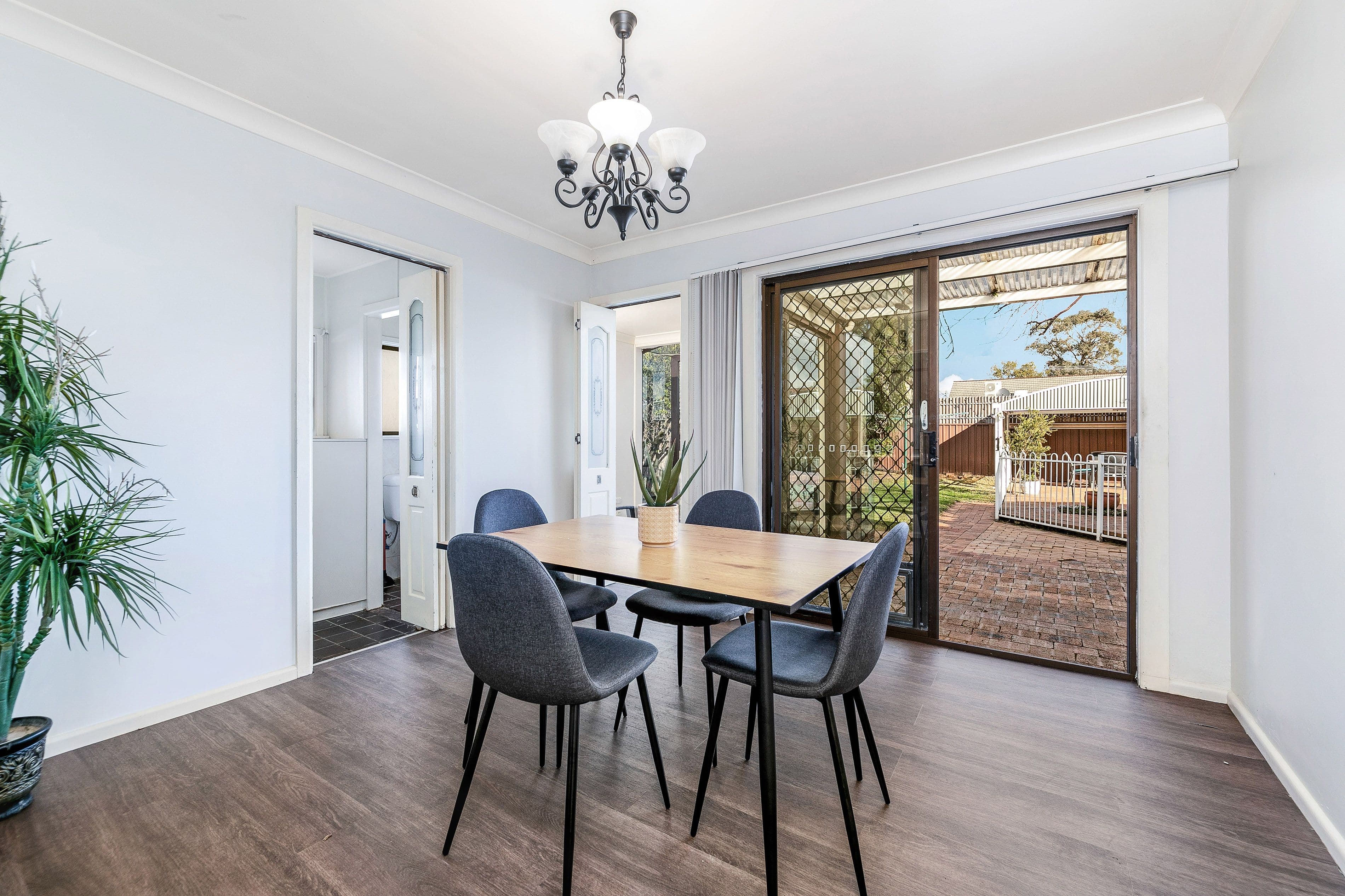 15 Roosevelt Avenue, Sefton NSW 2162, Sefton - Thumbnail 4
