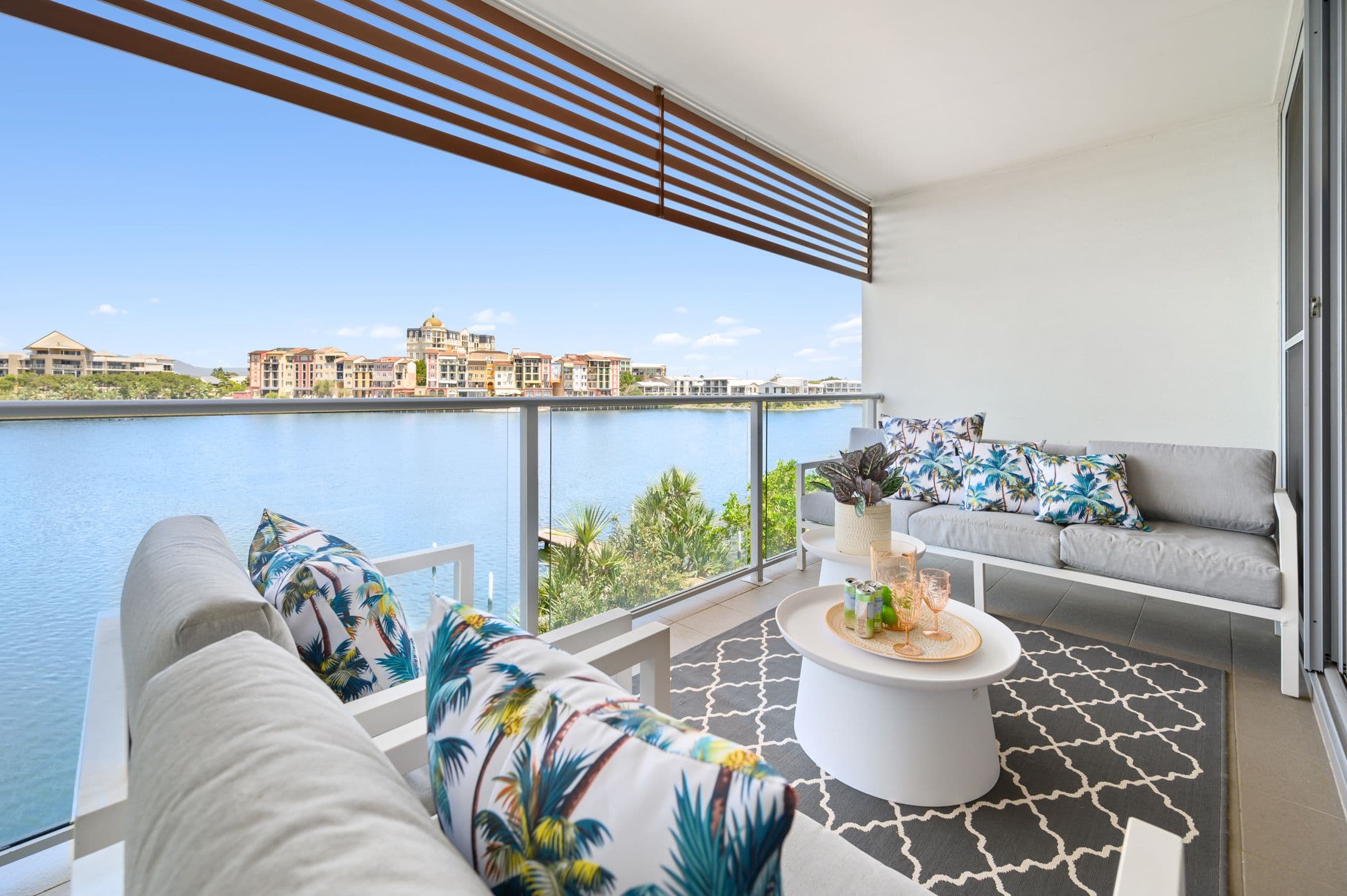 5033 Emerald Island Drive, Carrara QLD 4211, Carrara - Thumbnail 8