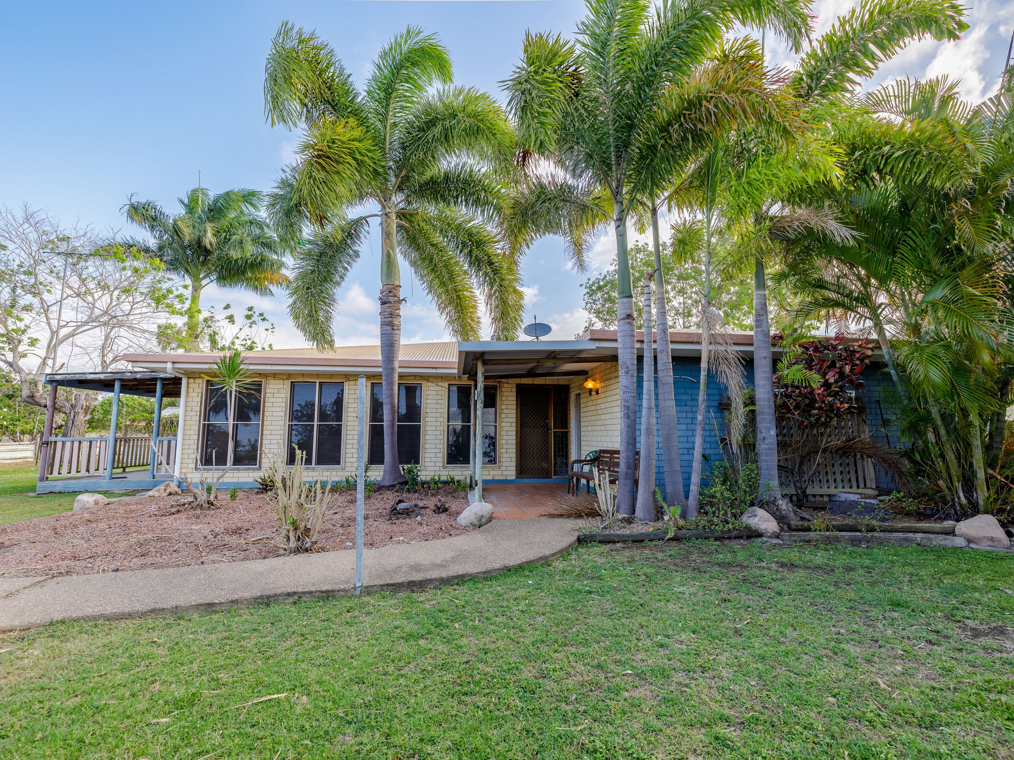 27 Duggan Drive, Alligator Creek QLD 4816, Alligator Creek - Image 1