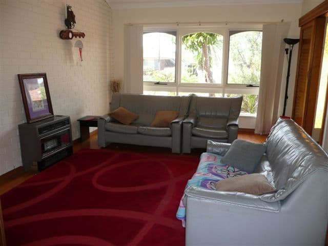 17 Radcliffe Grove, CHRISTIE DOWNS SA 5164, Christie Downs - Thumbnail 2